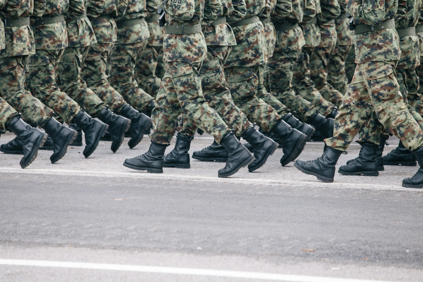 Understanding Weapons and Arms Control: A Guide to